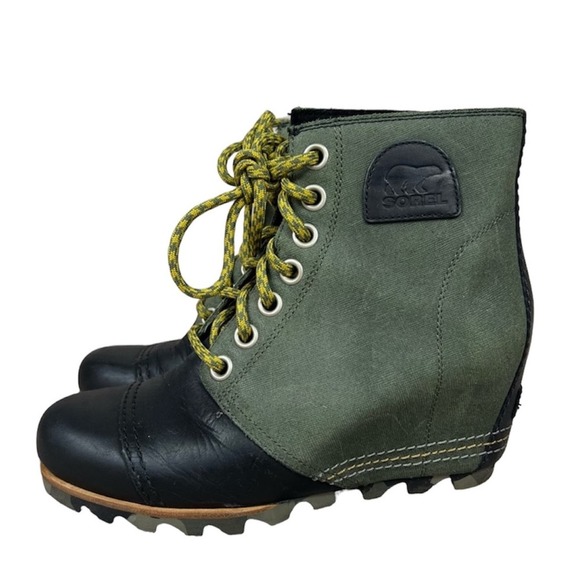 Sorel Shoes - Sorel PDX Lexie Black Leather Green Canvas Hidden Wedge Lace Up Boots